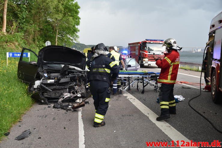 FUH med fastklemt. Ibæk Strandvej i Vejle. 06/06-2017. Kl. 18:25.