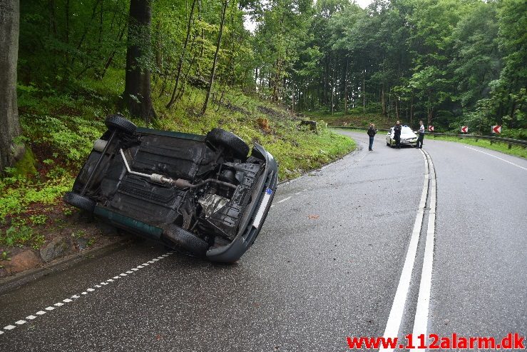 Mindre Trafikuheld. Jellingvej ved Lerbæk Mølle. 30/06-2017. Kl. 20:25.