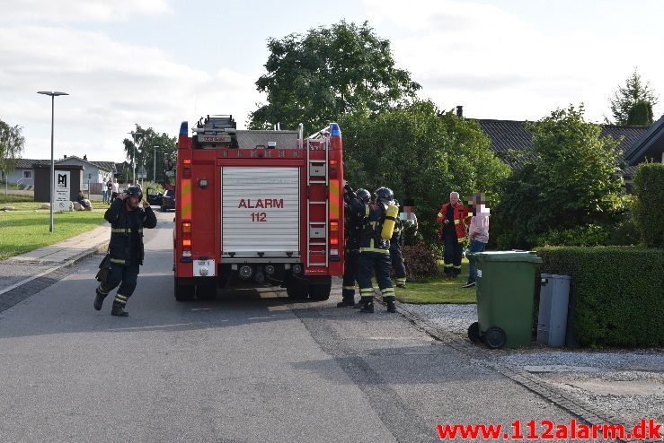 Brand i Villa. Jenlevej i Højen. 18/07-2017. Kl. 18:21.