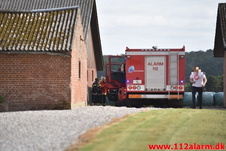 Gårdbrand. Vindelevvej ved Vindelev. 18/07-2017. Kl. 16:28.