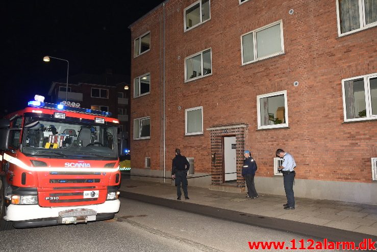 Brand i Etageejendom. Rødkildevej i Vejle. 28/07-2017. Kl. 23:59.