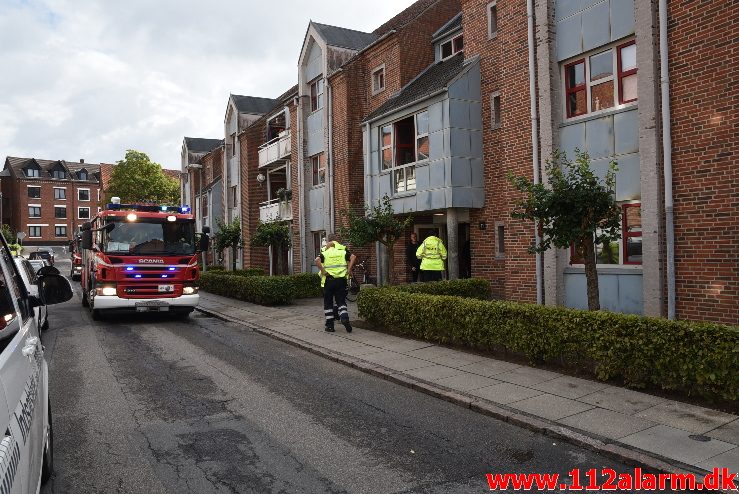 Brand etageejendom. Valdemarsgade 11i Vejle. 04/08-2017. Kl. 09:04.