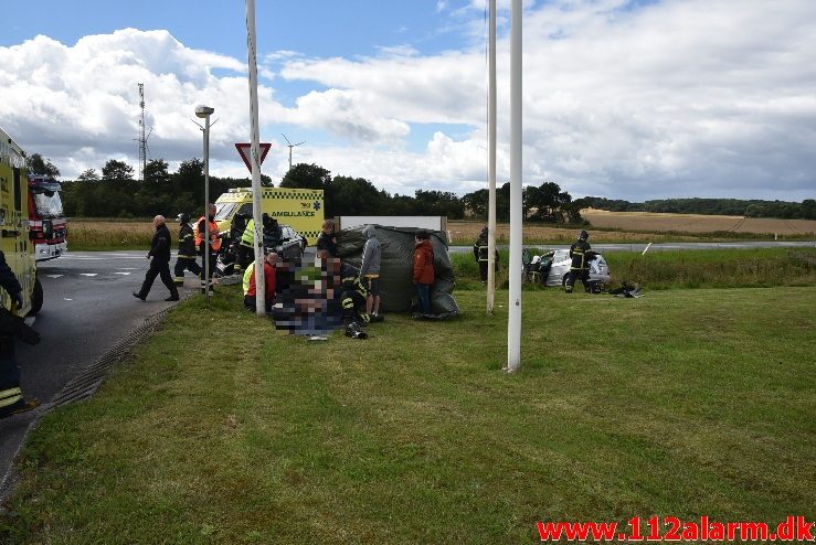 FUH med fastklemt. Viborg Hovedvej 80 Tørring. 06/08-2017. Kl. 12:31.