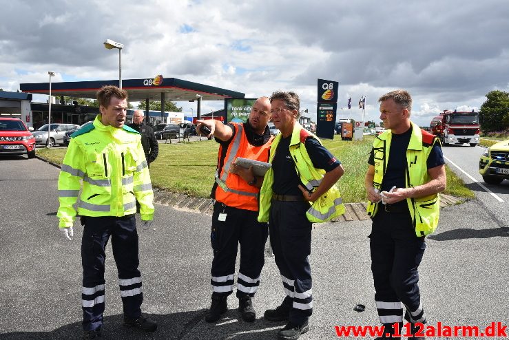 FUH med fastklemt. Viborg Hovedvej 80 Tørring. 06/08-2017. Kl. 12:31.