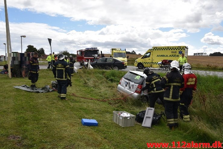 FUH med fastklemt. Viborg Hovedvej 80 Tørring. 06/08-2017. Kl. 12:31.