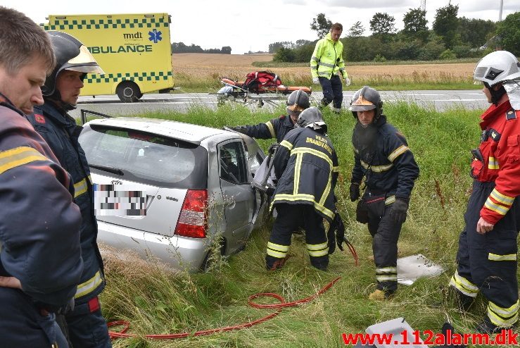 FUH med fastklemt. Viborg Hovedvej 80 Tørring. 06/08-2017. Kl. 12:31.