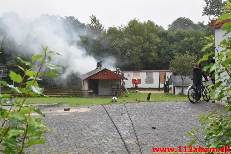 Brand i institution. Amaliegade i Børkop. 12/08-2017. Kl. 14:12.