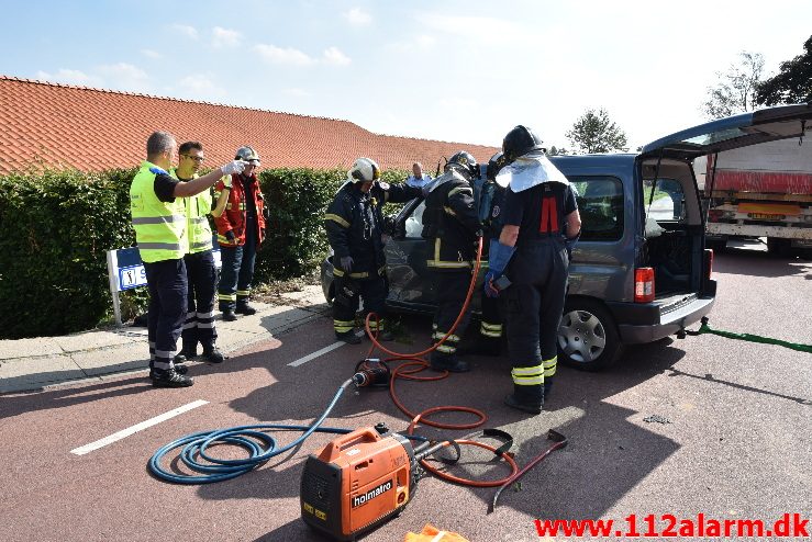 FUH med fastklemt . Skovgade i Jelling. 29/08-2017. Kl. 14:23.