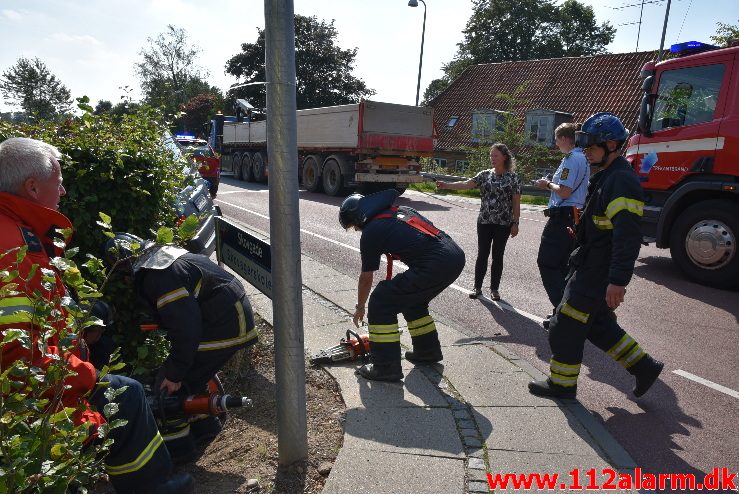 FUH med fastklemt . Skovgade i Jelling. 29/08-2017. Kl. 14:23.