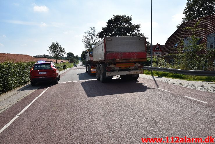 FUH med fastklemt . Skovgade i Jelling. 29/08-2017. Kl. 14:23.