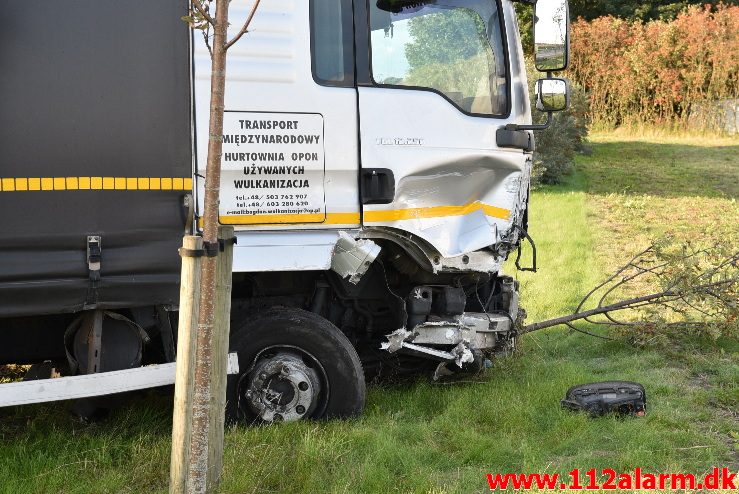 Havnet ude på marken. Motorvejen E45. 01/09-2017. Kl. 18:20.