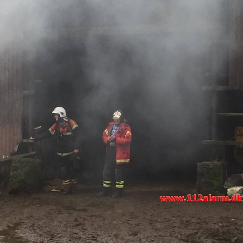 Gårdbrand med Dyr. Egtvedvej ved Bølling. 09/09-2017. Kl. 10:06.