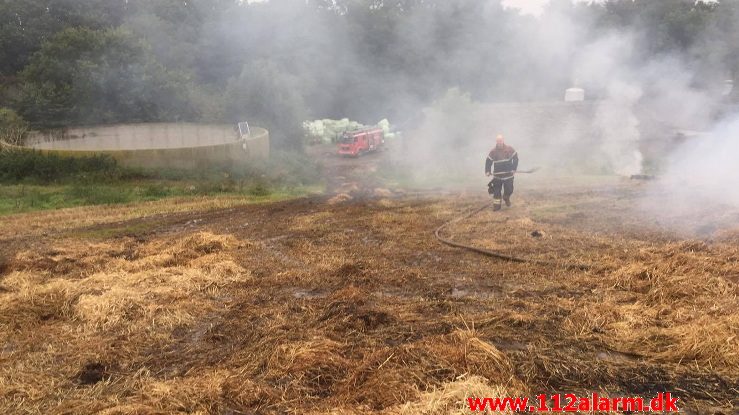 Gårdbrand med Dyr. Egtvedvej ved Bølling. 09/09-2017. Kl. 10:06.