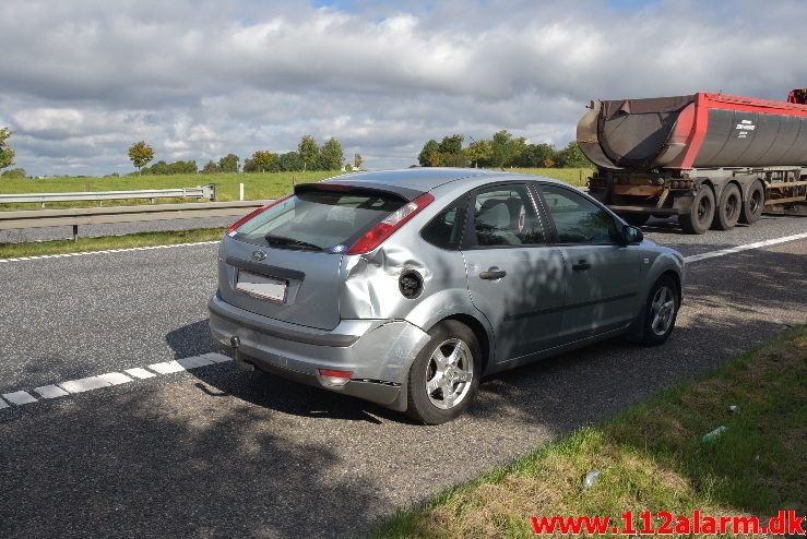 Lastbil tabte en gummiged. Motorvejen E45 efter DTC. 22/09-2017. Kl. 10:30.