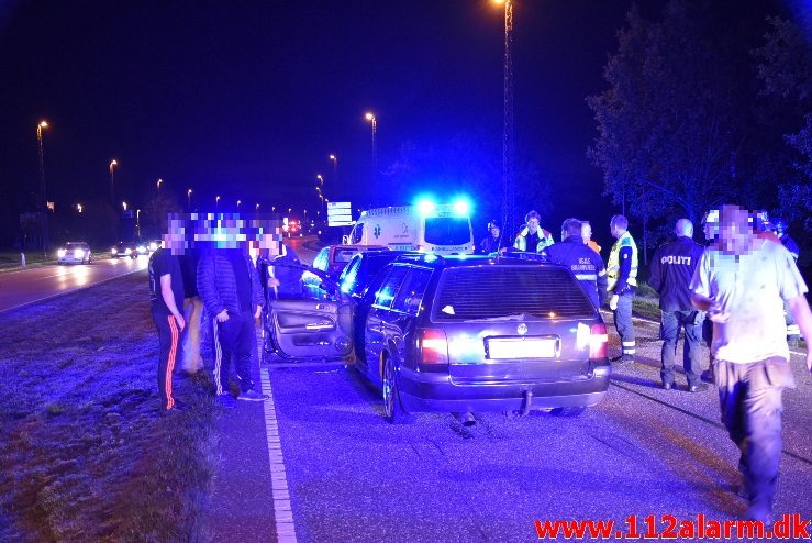 Trafikuheld med fastklemt. Fredericiavej i Vinding. 23/09-2017. Kl. 23:35.