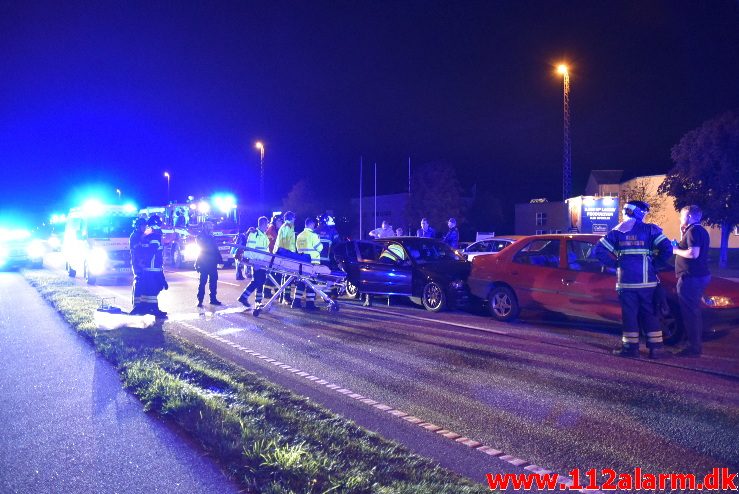 Trafikuheld med fastklemt. Fredericiavej i Vinding. 23/09-2017. Kl. 23:35.