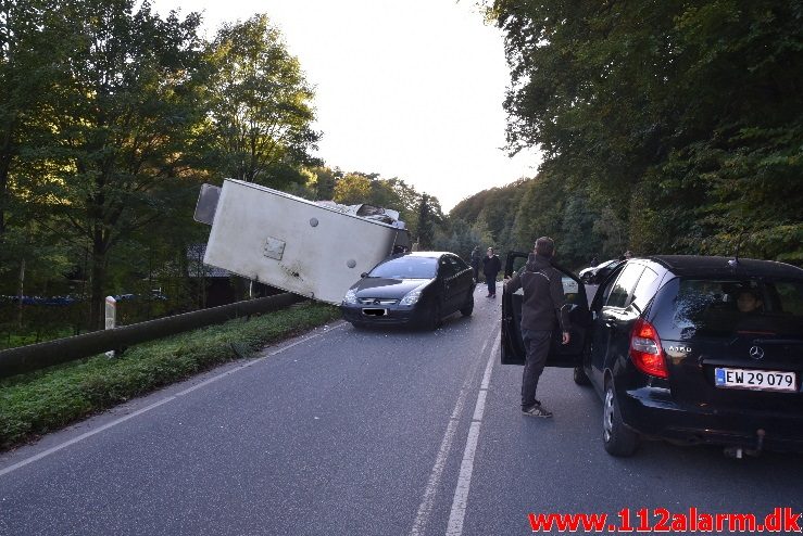 Campingvogn blev kastet op i luften. Ribe Landevej ved Nedebro. 08/10-2017. Kl. 17:05.