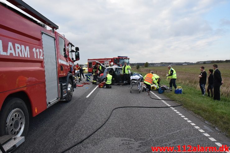 FUH med fastklemt. Motortrafikvejen ( Rute 28 ) 22/10-2017. Kl. 16:11.