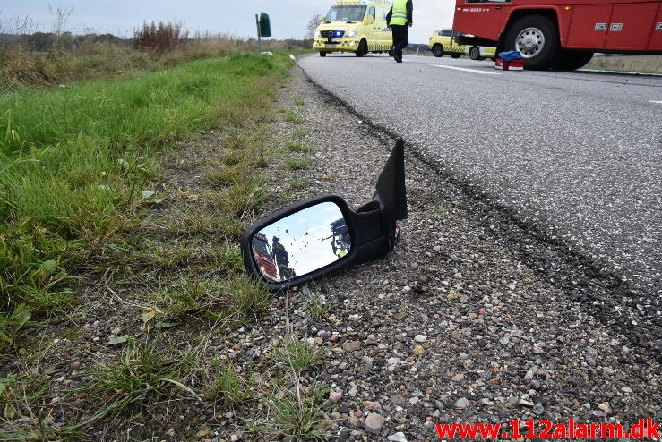 FUH med fastklemt. Motortrafikvejen ( Rute 28 ) 22/10-2017. Kl. 16:11.