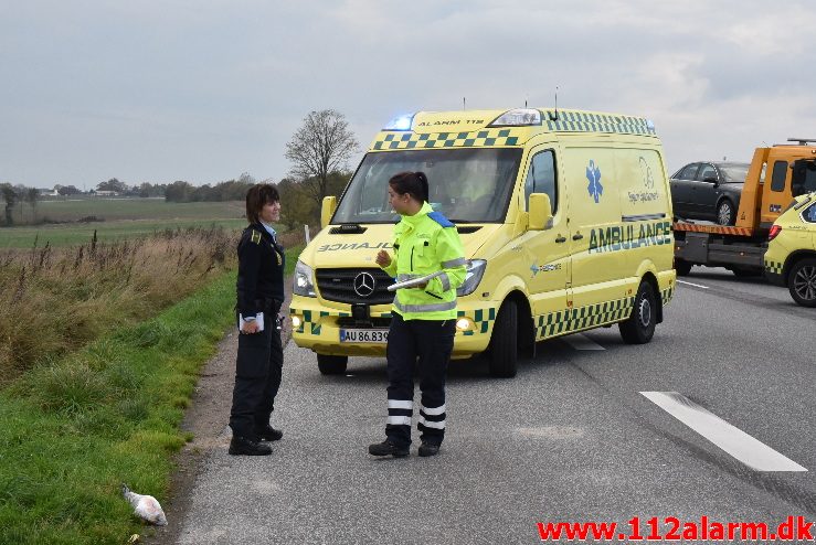 FUH med fastklemt. Motortrafikvejen ( Rute 28 ) 22/10-2017. Kl. 16:11.