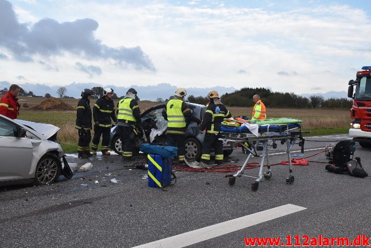 FUH med fastklemt. Motortrafikvejen ( Rute 28 ) 22/10-2017. Kl. 16:11.