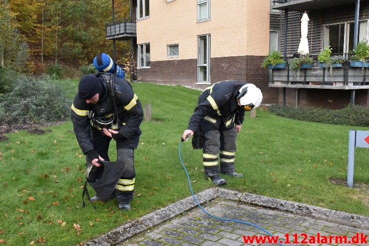 Mindre Bygningsbrand. Sofievej i Vejle. 30/10-2017. Kl. 15:54.