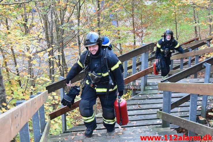 Mindre Bygningsbrand. Sofievej i Vejle. 30/10-2017. Kl. 15:54.