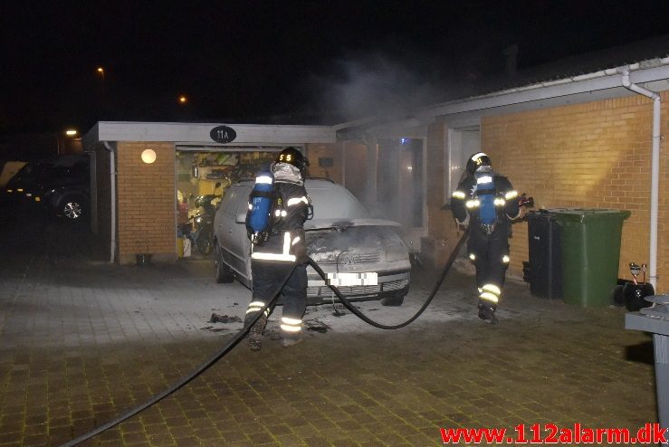 Bilbrand. Vindingvej i Vinding. 01/11-2017. Kl. 20:11.