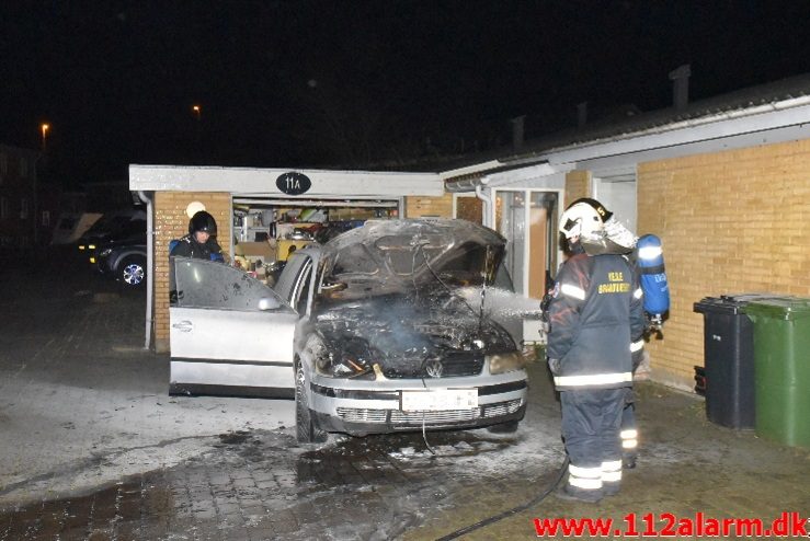 Bilbrand. Vindingvej i Vinding. 01/11-2017. Kl. 20:11.