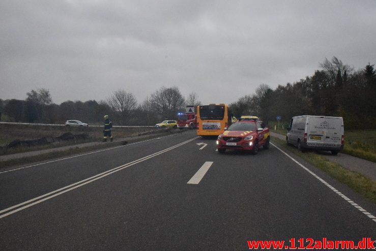 FUH med Fastklemt. Vejle Landevej ved Pjedsted. 09/11-2017. Kl. 11:54.