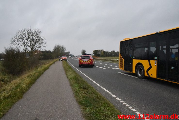 FUH med Fastklemt. Vejle Landevej ved Pjedsted. 09/11-2017. Kl. 11:54.