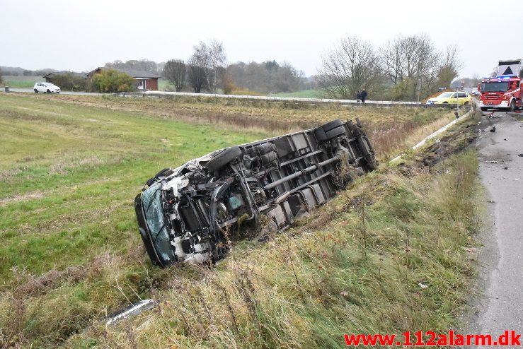 FUH med Fastklemt. Vejle Landevej ved Pjedsted. 09/11-2017. Kl. 11:54.