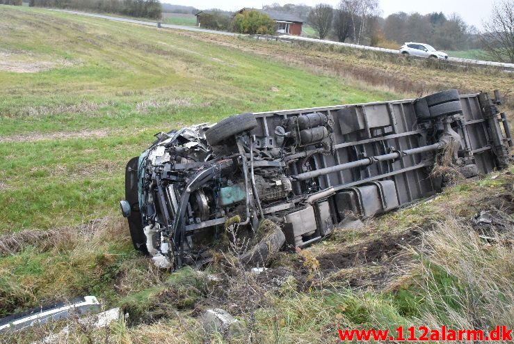 FUH med Fastklemt. Vejle Landevej ved Pjedsted. 09/11-2017. Kl. 11:54.