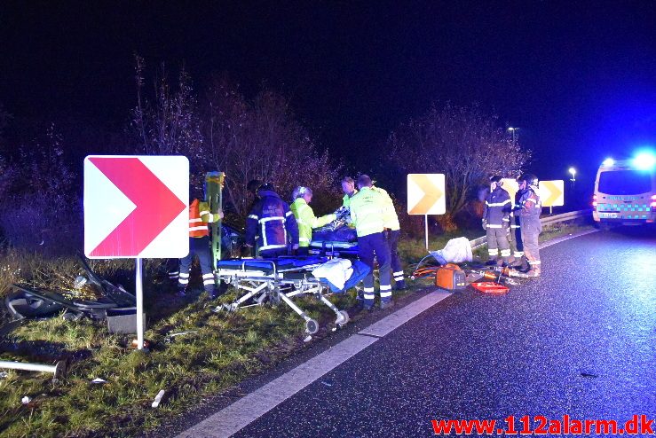 FUH med fastklemt. Motorvejen E 45 ved DTC. 12/11-2017. Kl. 20:03.