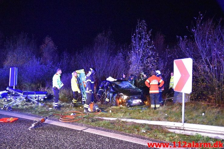 FUH med fastklemt. Motorvejen E 45 ved DTC. 12/11-2017. Kl. 20:03.