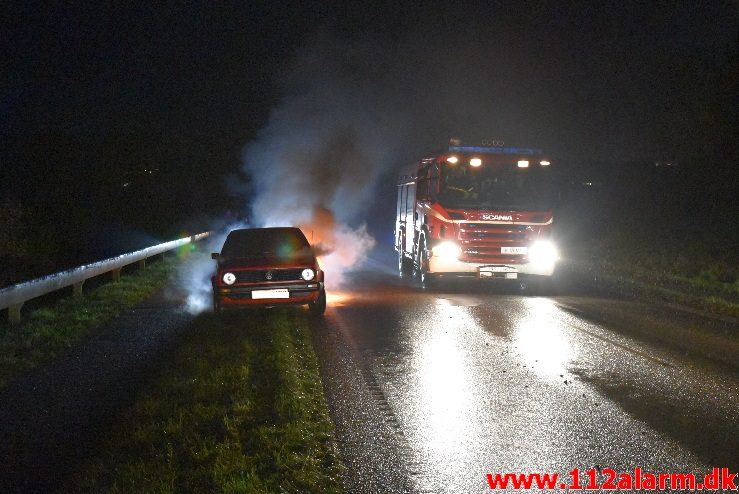 Bilbrand i det fri. Ribe Landevej lige før Jerlev. 14/11-2017. Kl. 6:44.