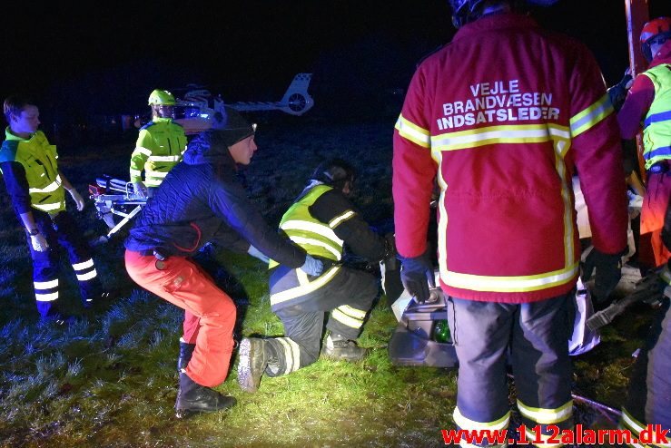 FUH med fastklemt. Skovsvej i Børkop. 18/11-2017. Kl. 21:01.