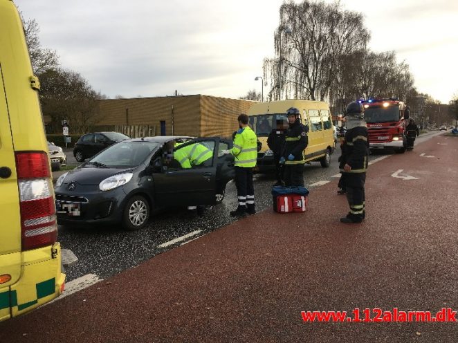 Fuh med fastklemt. Boulevarden i Vejle. 20/11-2017. Kl. 14:25.