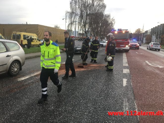 Fuh med fastklemt. Boulevarden i Vejle. 20/11-2017. Kl. 14:25.