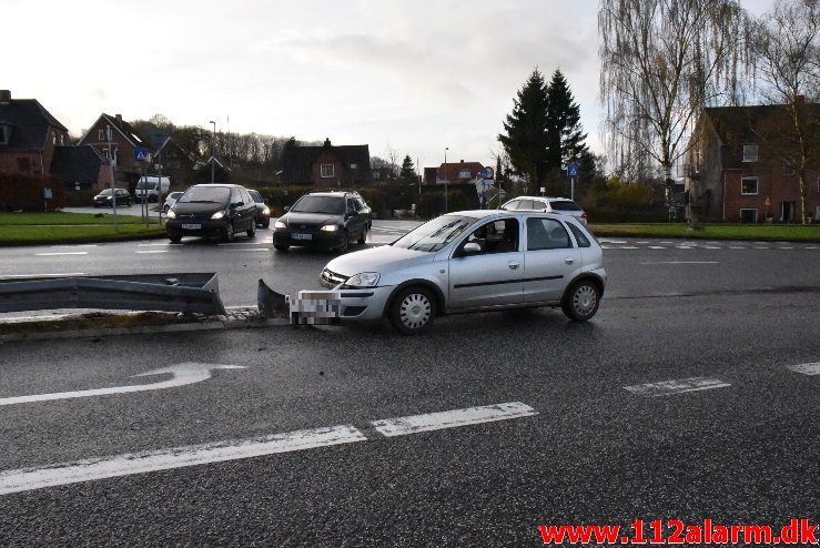 Mindre Trafikuheld. Koldingvej i Vejle. 26/11-2017. Kl. 14:12.