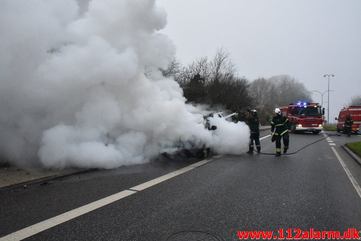 Bilbrand. Grønlandsvej i Vejle. 30/11-2017. Kl. 13:26.