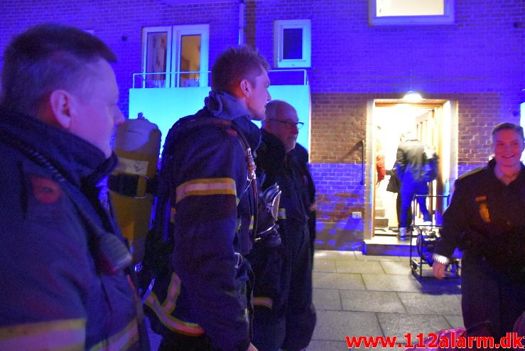 Bygn.brand-Etageejendom. Østerled 22 i Vejle. 13/12-2017. Kl. 22:12.