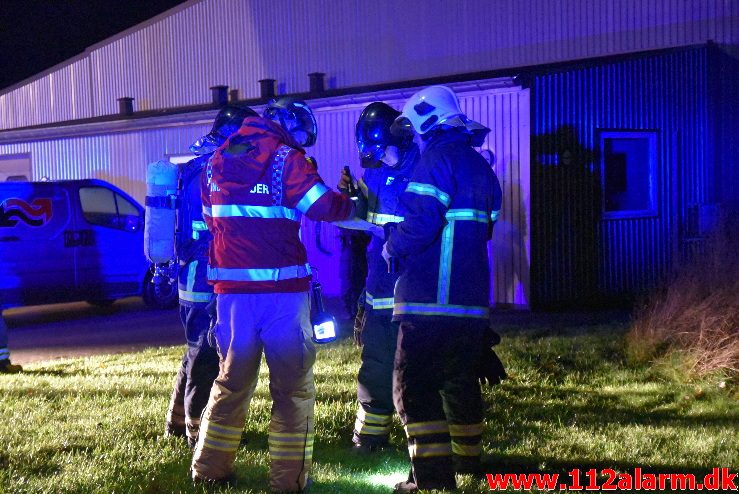 Brand – industri. Industrisvinget 9 i Uldum. 03/01-2018. KL. 19:23.