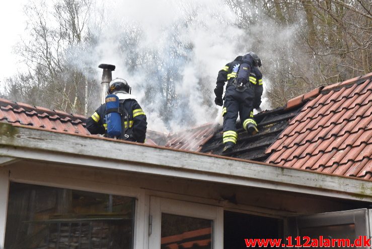 Brand i kolonihavehus. Lohsevej i Vejle. 12/01-2018. Kl. 11:50.