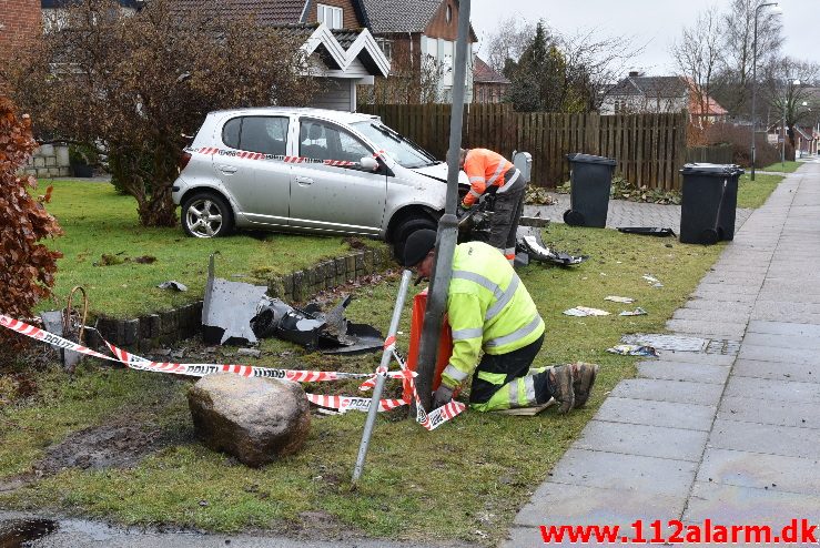 Ung mand havnede inde i en have. Koldingvej i Højen. 16/01-2018. Kl. 12:00.