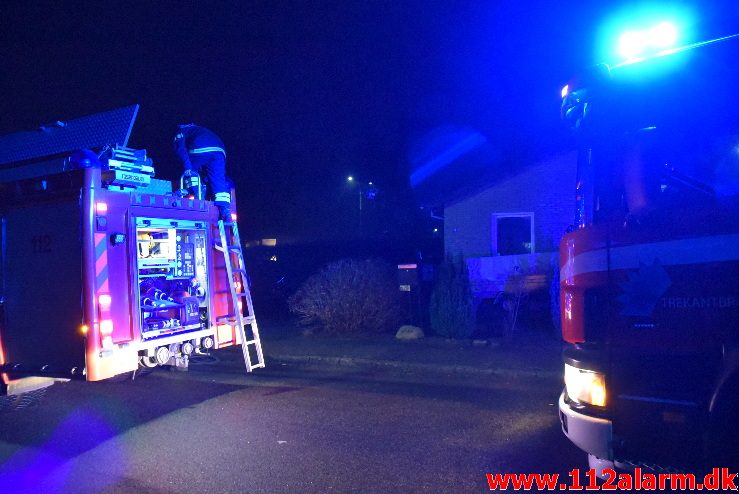 Brand i villa. Gludsmindevej i Vejle. 19/01-2018. Kl. 19:27.