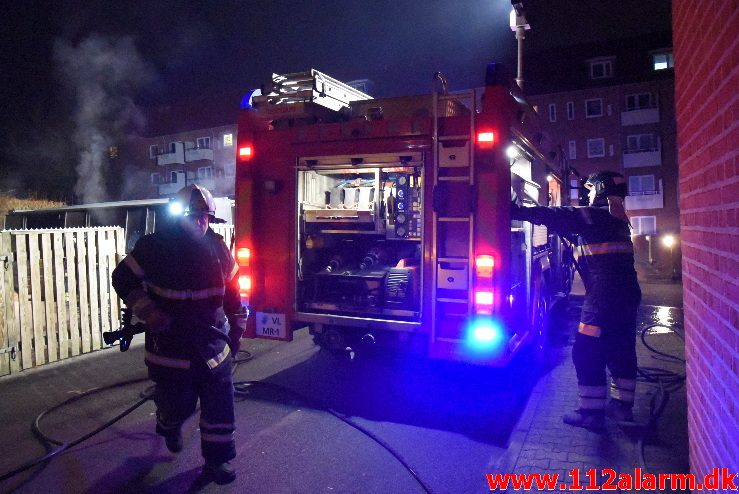 Brand i Container. Borgmestergade i Vejle. 21/01-2018. Kl. 18:11.