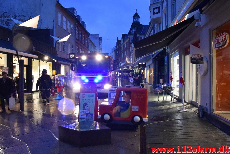 Bygn.brand-Etageejendom. Torvegade 17B i Vejle. 01/02_2018. Kl. 17:01.