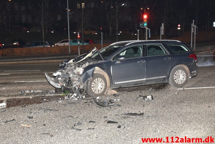 Forurening efter FUH. Horsensvej/Skovgade i Vejle. 3/02-2018. Kl. 18:53.