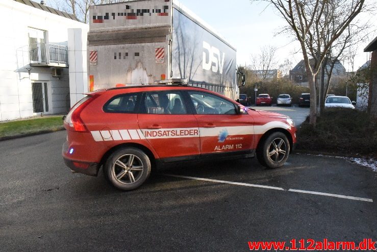 FUH-Fastklemt. Silvan på Damhaven i Vejle. 08/02-2018. Kl. 10:08.